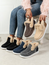 Load image into Gallery viewer, Furry Suede Round Toe Flat Sneakers