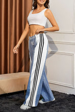 Load image into Gallery viewer, Contrast Side Striped Wide Leg Jeans