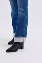 Load image into Gallery viewer, Judy Blue Full Size Mid-Rise Bootcut Jeans with Pockets