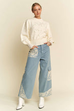 Load image into Gallery viewer, Davi &amp; Dani Lace Applique Wide Leg Jeans