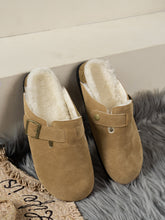 Load image into Gallery viewer, Suede Round Toe Slippers