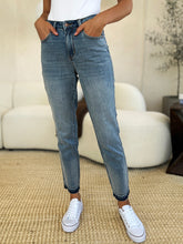 Load image into Gallery viewer, Judy Blue Full Size Mid Rise Rigid Magic Release Hem Jeans