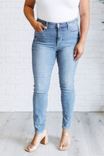 Load image into Gallery viewer, Justine High Rise Control Top Contrast Wash Skinny Jeans