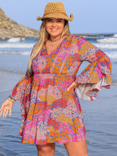 Load image into Gallery viewer, Plus Size Ruched Printed Long Sleeve Dress