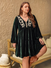 Load image into Gallery viewer, Plus Size Embroidered V-Neck Long Sleeve Dress