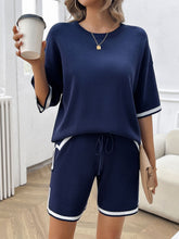 Load image into Gallery viewer, Contrast Trim Round Neck Top and Shorts Set