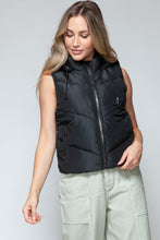 Load image into Gallery viewer, Snobbish Zip Up Quilted Hooded Vest