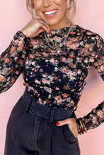 Load image into Gallery viewer, Floral Round Neck Long Sleeve Blouse