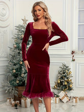 Load image into Gallery viewer, Plush Hem Square Neck Long Sleeve Dress