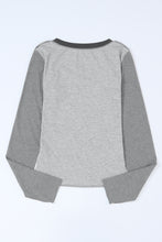 Load image into Gallery viewer, Exposed Seam Contrast Round Neck Long Sleeve T-Shirt