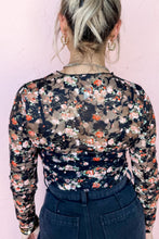 Load image into Gallery viewer, Floral Round Neck Long Sleeve Blouse