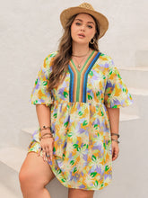 Load image into Gallery viewer, Plus Size Printed V-Neck Half Sleeve Mini Dress