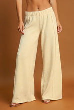 Load image into Gallery viewer, Umgee Elastic Waist Wide Leg Pants