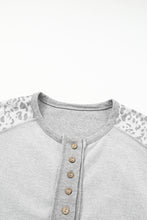 Load image into Gallery viewer, Exposed Seam Leopard Long Sleeve Sweatshirt