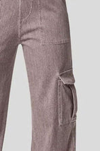 Load image into Gallery viewer, High Waist Straight Leg Cargo Jeans