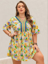 Load image into Gallery viewer, Plus Size Printed V-Neck Half Sleeve Mini Dress