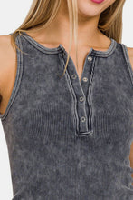 Load image into Gallery viewer, Zenana Washed Ribbed Half Snap Seamless Tank