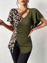 Load image into Gallery viewer, Ruched Leopard Flutter Sleeve T-Shirt