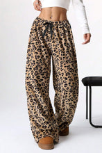 Load image into Gallery viewer, Leopard Wide Leg Pants