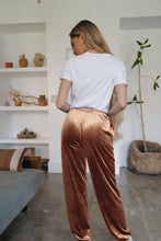 Load image into Gallery viewer, Pocketed Elastic Waist Joggers