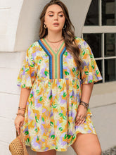 Load image into Gallery viewer, Plus Size Printed V-Neck Half Sleeve Mini Dress