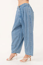 Load image into Gallery viewer, And The Why Elastic Back Pleated Baggy Jeans