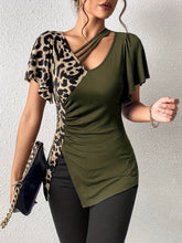 Load image into Gallery viewer, Ruched Leopard Flutter Sleeve T-Shirt