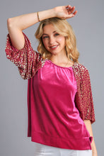 Load image into Gallery viewer, Umgee Round Neck Leopard Balloon Sleeve Velvet Top