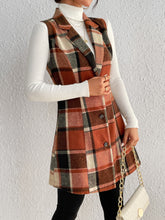 Load image into Gallery viewer, Plaid Button Up Vest Coat