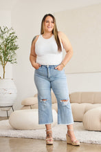 Load image into Gallery viewer, RFM Full Size Tummy Control High Waist Raw Hem Distressed Jeans