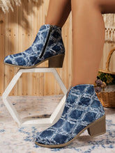 Load image into Gallery viewer, Printed Block Heel Boots with Side Zip