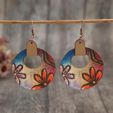 Load image into Gallery viewer, Wooden Flower Round Shape Earrings