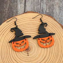 Load image into Gallery viewer, Wooden Pumpkin Shape Earrings