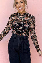 Load image into Gallery viewer, Floral Round Neck Long Sleeve Blouse