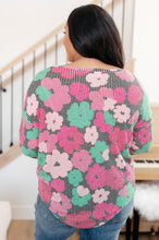 Load image into Gallery viewer, Group Chat Floral Top