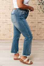 Load image into Gallery viewer, Sammy High Waist Distressed Crop Straight Leg Jeans