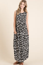 Load image into Gallery viewer, BOMBOM Leopard Maxi Dress with Pockets