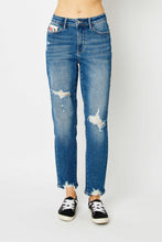 Load image into Gallery viewer, Judy Blue Queen of Hearts Full Size Distressed Slim Jeans