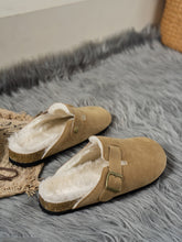 Load image into Gallery viewer, Suede Round Toe Slippers