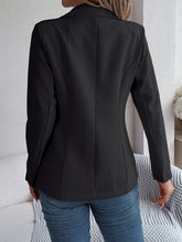 Load image into Gallery viewer, Decorative Pocket Flap Lapel Collar Long Sleeve Blazer