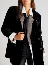 Load image into Gallery viewer, Lapel Collar Long Sleeve Blazer with Pockets