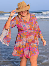 Load image into Gallery viewer, Plus Size Ruched Printed Long Sleeve Dress