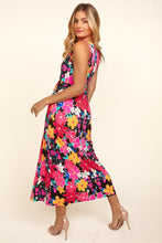 Load image into Gallery viewer, Haptics Pocketed Floral Round Neck Sleeveless Midi Dress