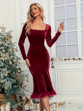 Load image into Gallery viewer, Plush Hem Square Neck Long Sleeve Dress