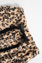 Load image into Gallery viewer, Leopard Wide Leg Pants