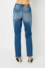 Load image into Gallery viewer, Judy Blue Queen of Hearts Full Size Distressed Slim Jeans