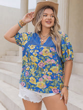 Load image into Gallery viewer, Plus Size Printed Notched Short Sleeve Blouse