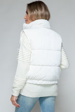 Load image into Gallery viewer, Snobbish Fine Fur Lining Quilted Vest