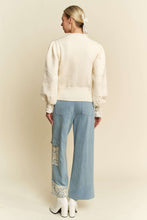 Load image into Gallery viewer, Davi &amp; Dani Lace Applique Wide Leg Jeans