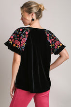 Load image into Gallery viewer, Umgee Full Size Velvet Embroidery Short Sleeve Blouse